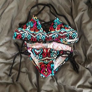 NWOT Venus Tribal Print Bikini (NEVER WORN)
